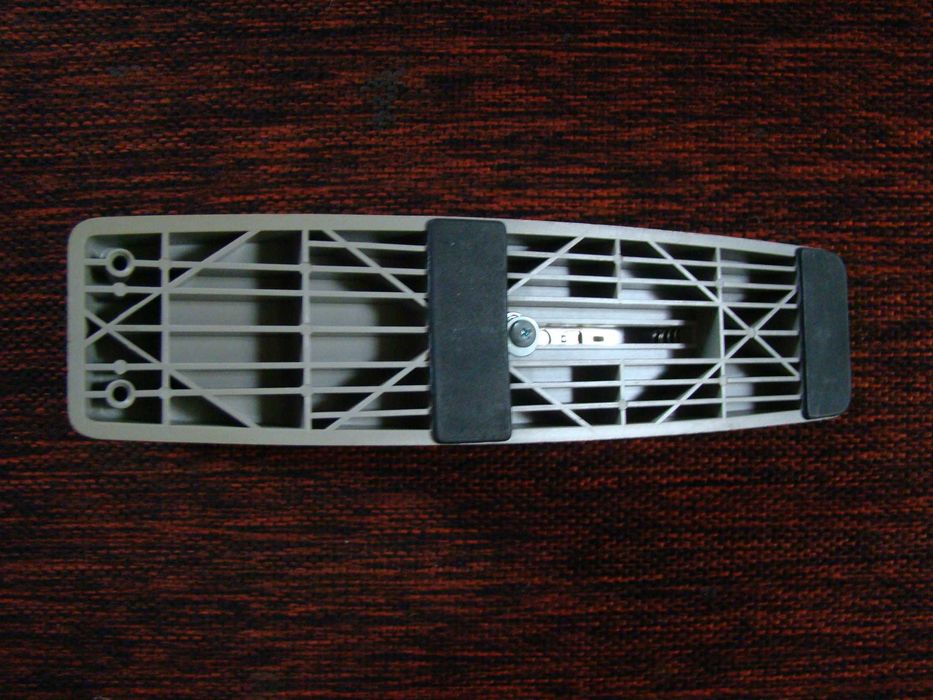 Степлер на 100 аркушів