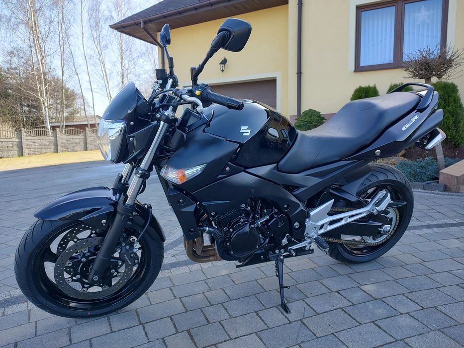 Suzuki GSR 600 2009 rok! Super stan! Nowe opony PIRELLI z 2024 roku! Transport!