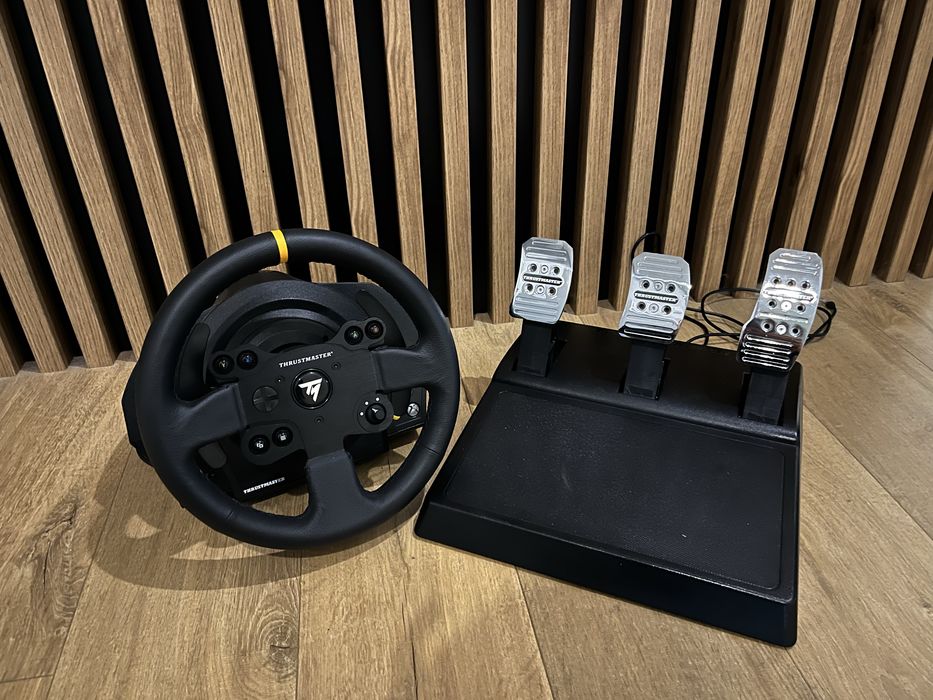 Kierownica Thrustmaster TX Leather Edition