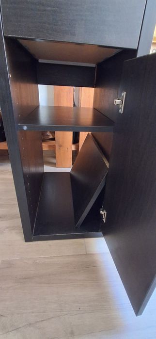 Mesa secretária preta