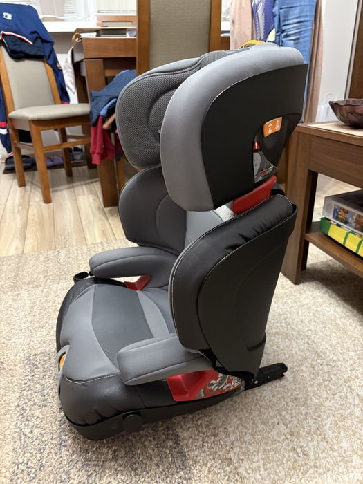 Fotelik samochodowy Oasys 2-3 Fixplus Evo Chicco 15-36Kg