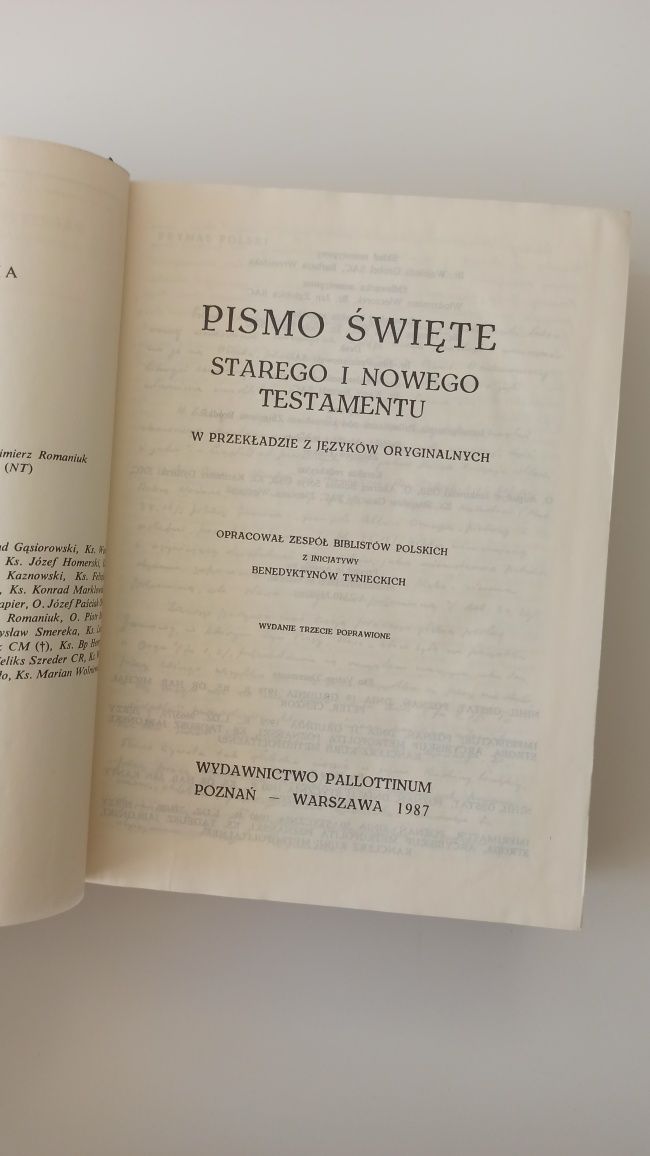 Biblia Tysiąclecia - Pismo Święte Starego i Nowego Testamentu