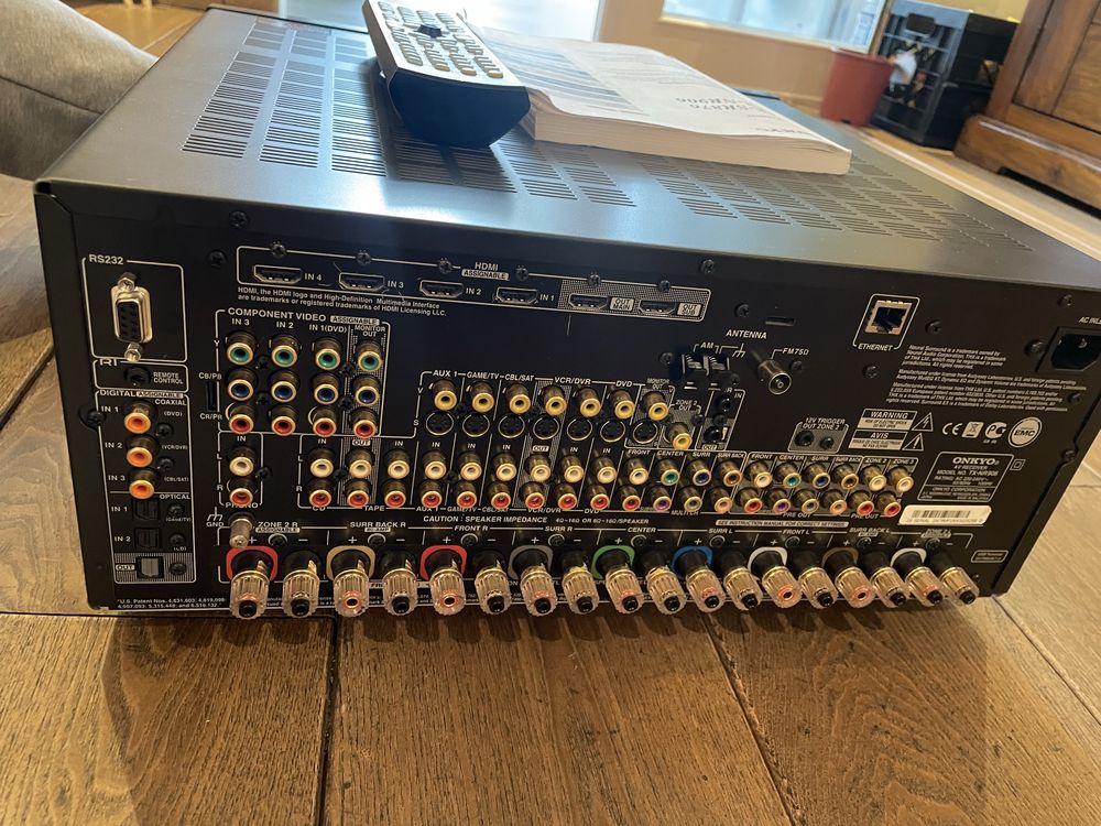 Amplituner Onkyo TX NR906 dolby pro logic