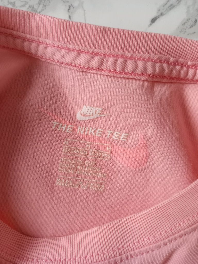 Футболка для дівчинки nike 137 140 146