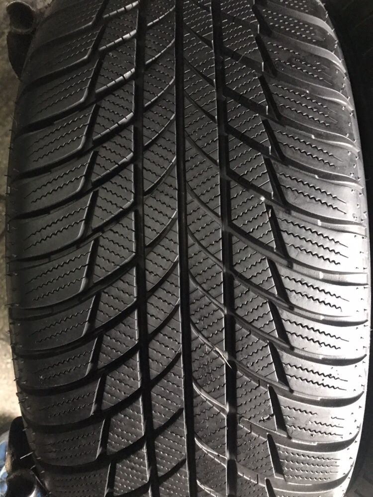 225/50/17 R17 Bridgestone Blizzak LM001 RSC 4шт зима