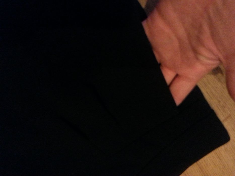 czarne eleganckie spodenki