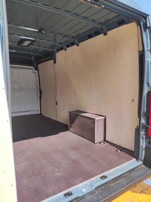 Zabudowa paki Furgonu L4H2 Jumper Ducato Boxer Master Movano KNAUTECH