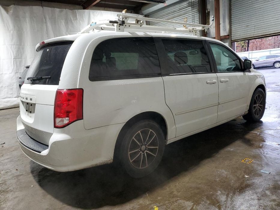 Бампер Dodge Grand Caravan  2011- разборка крайслер гранд запчастини