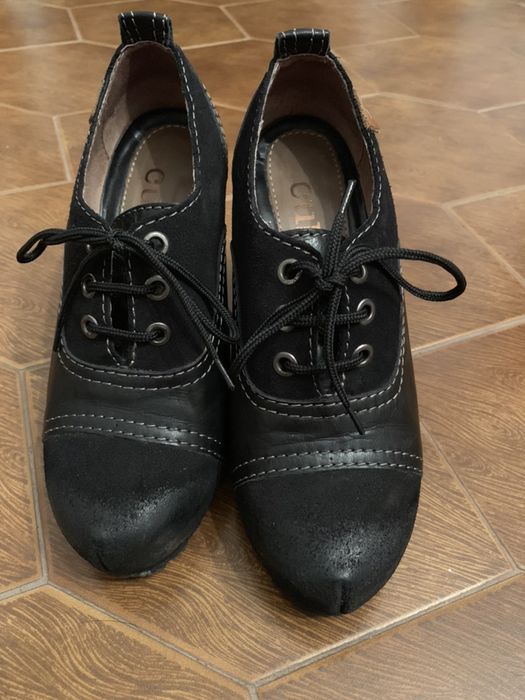 Botins / sapatos Cubanas