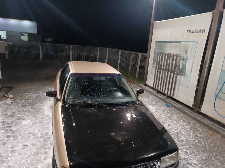 Продам  ауди 80 на ходу можливий обмин