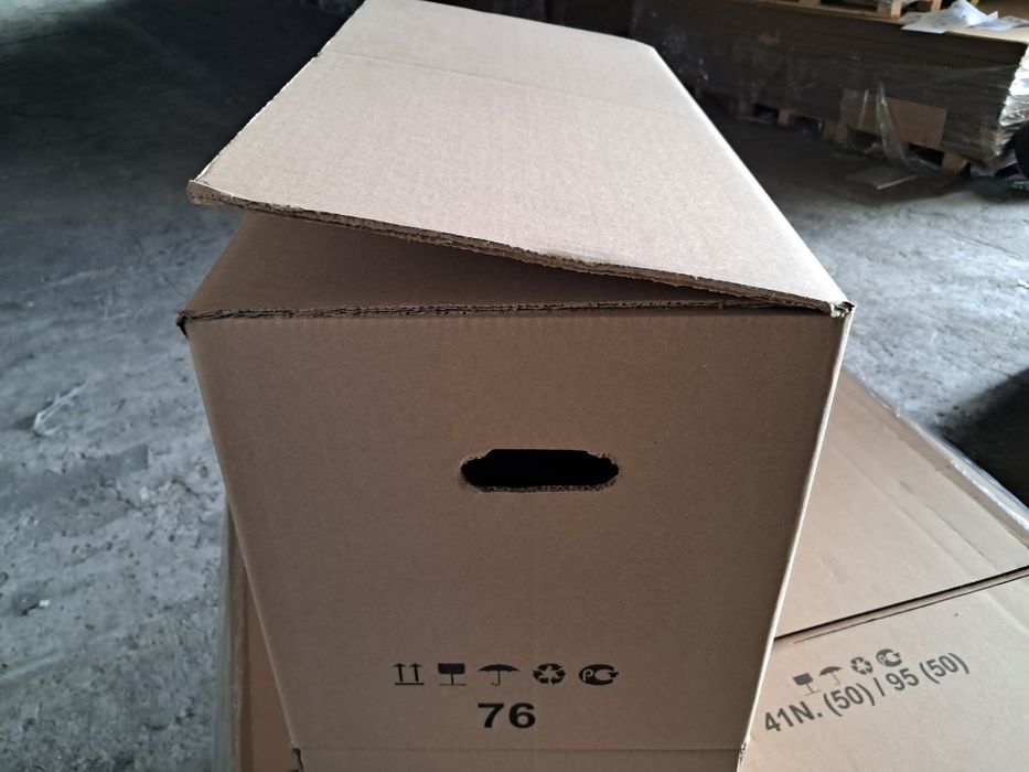 Pudełko 650x320x340 fala BC 700G. 3zł szt