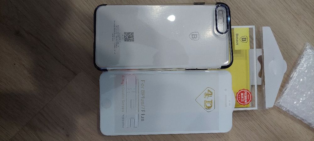 Capa iPhone 8Plus + Película Branca das Boas NOVAS