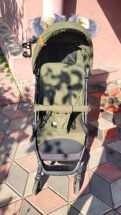 Прогулянкова коляска Bambi M 4249-2, темно-зелена 

Матеріал ра