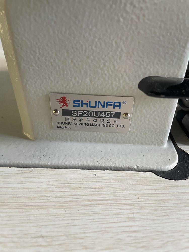 Швейная мвшинка Зиг заг Shunfa sf20u457 был 1 раз в работе