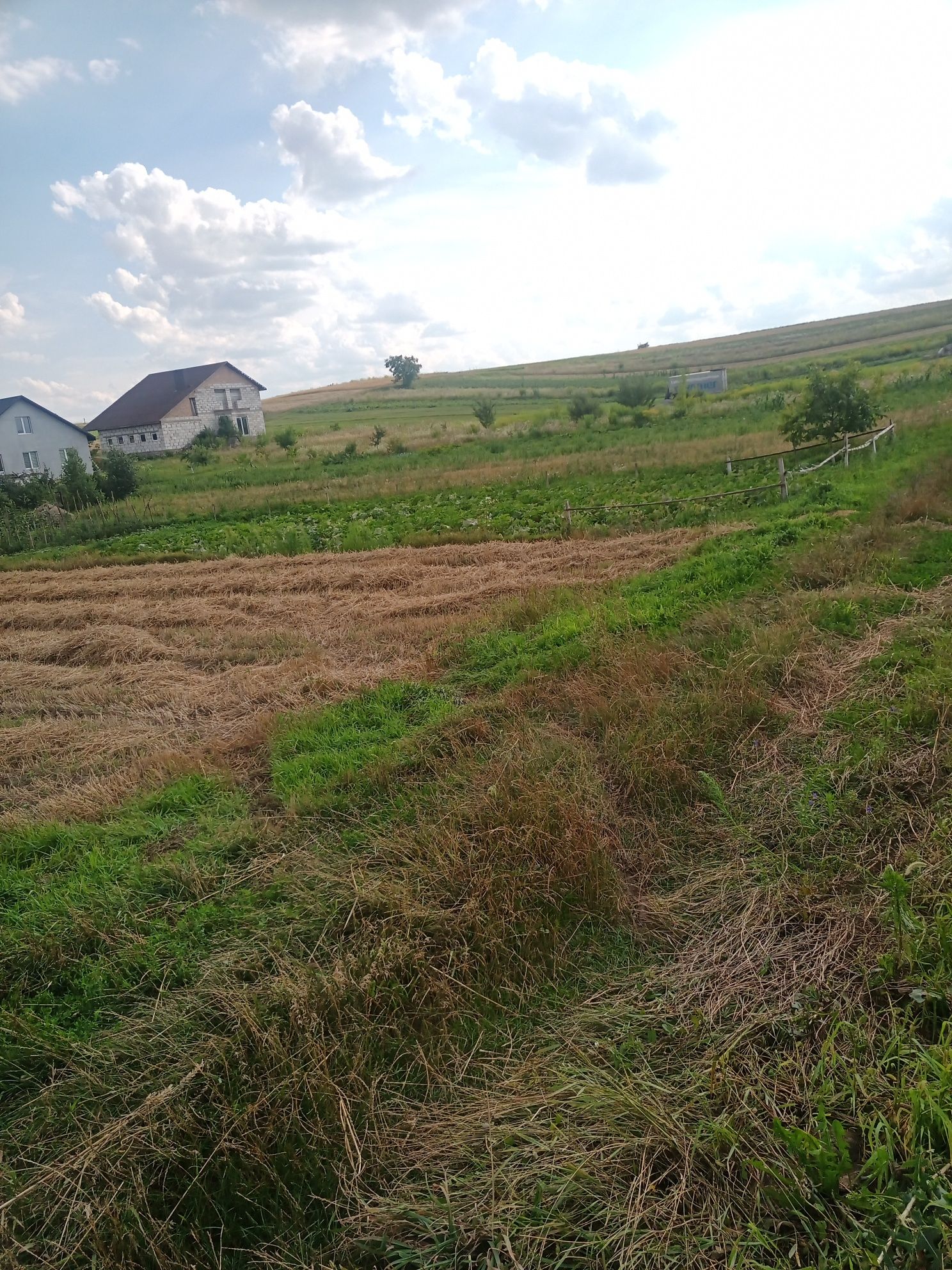 Земельна ділянка в Обарові