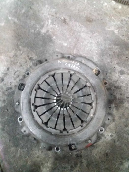 Корзина сцепления FORD TRANSIT CONNECT 1.8