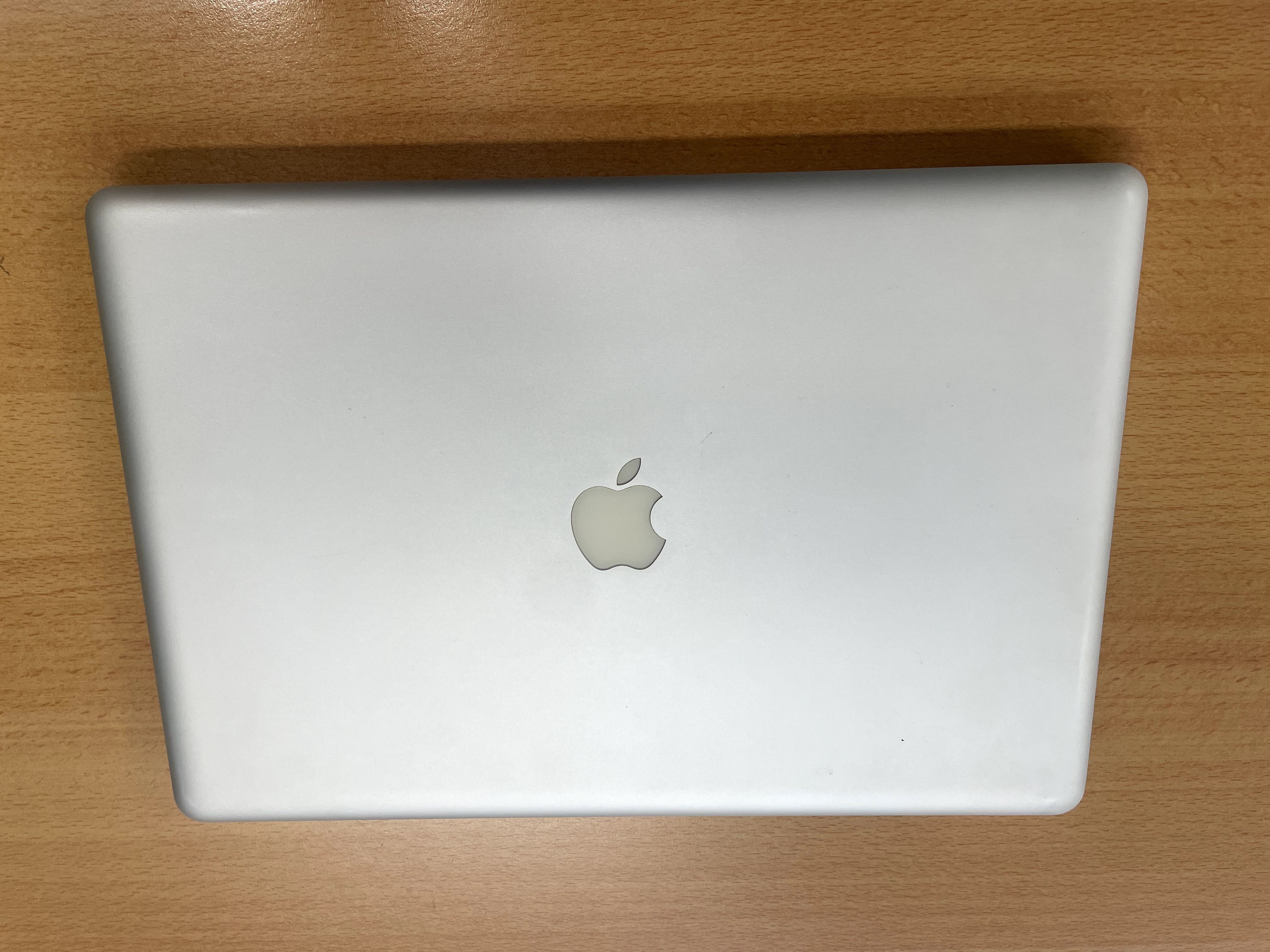 Apple Macbook Pro 17 2011