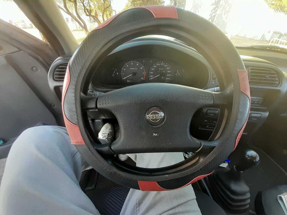 Nissan Sunny N14 1.4 i 16V de 1991