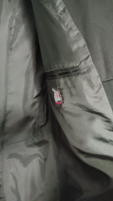 Traje academico . ( casaco,colete e calças.)