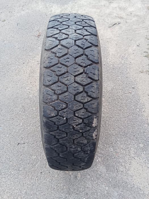 Колесо Гудьер 185/75R14 С на бус