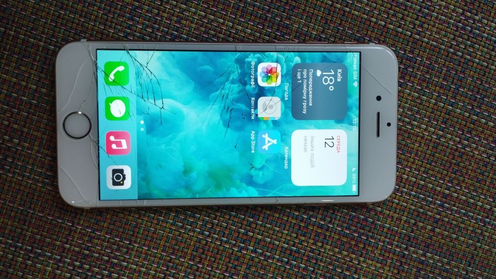 iPhone 6s 16 GB .