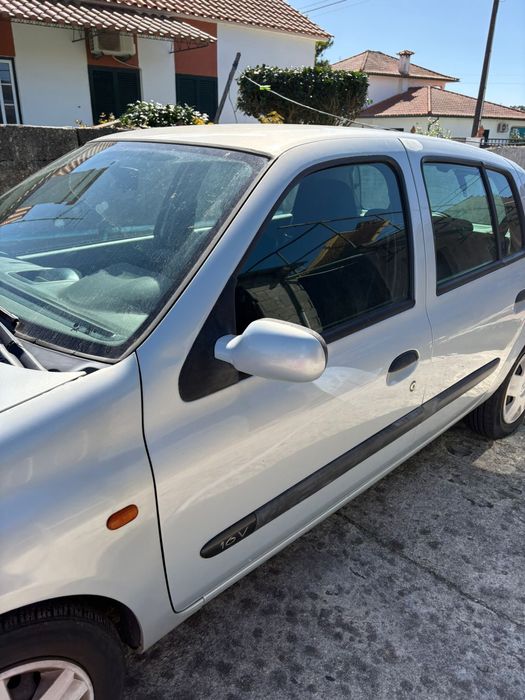 Renault clio usado