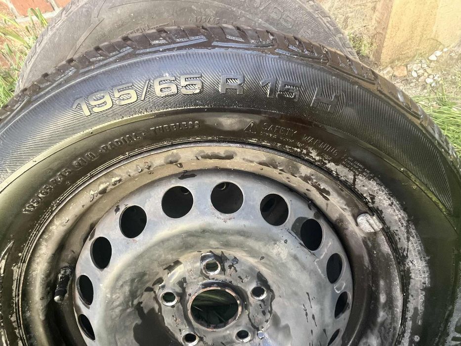 Opony na stalówkach 195/65 r 15
