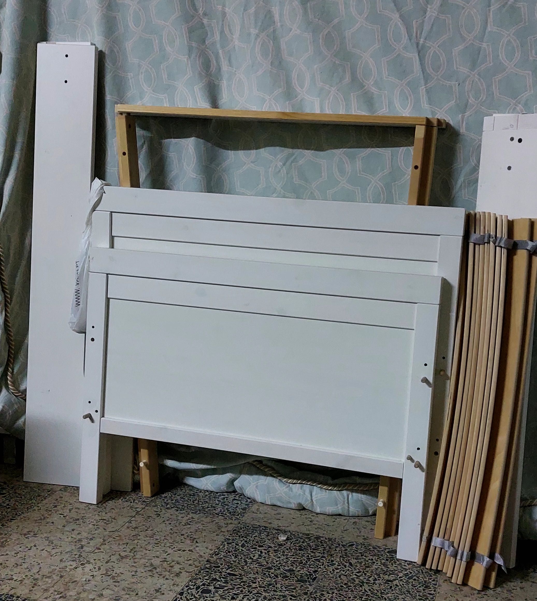 cama de criança extensível Sundvik + colchão Pikolin