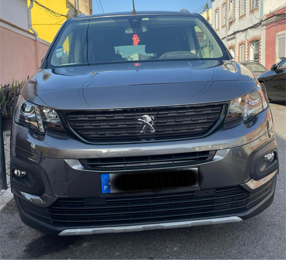 Peugeot Rifter GT Line 7 Lugares - Conforto, Espaço e Estilo!