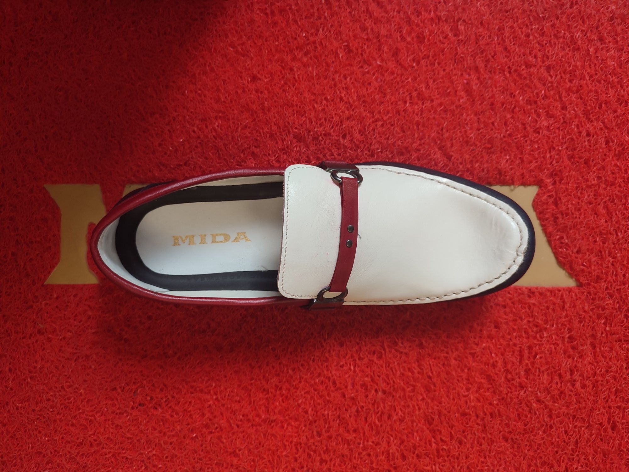 Чоловічі шкіряні мокасини MIDA
