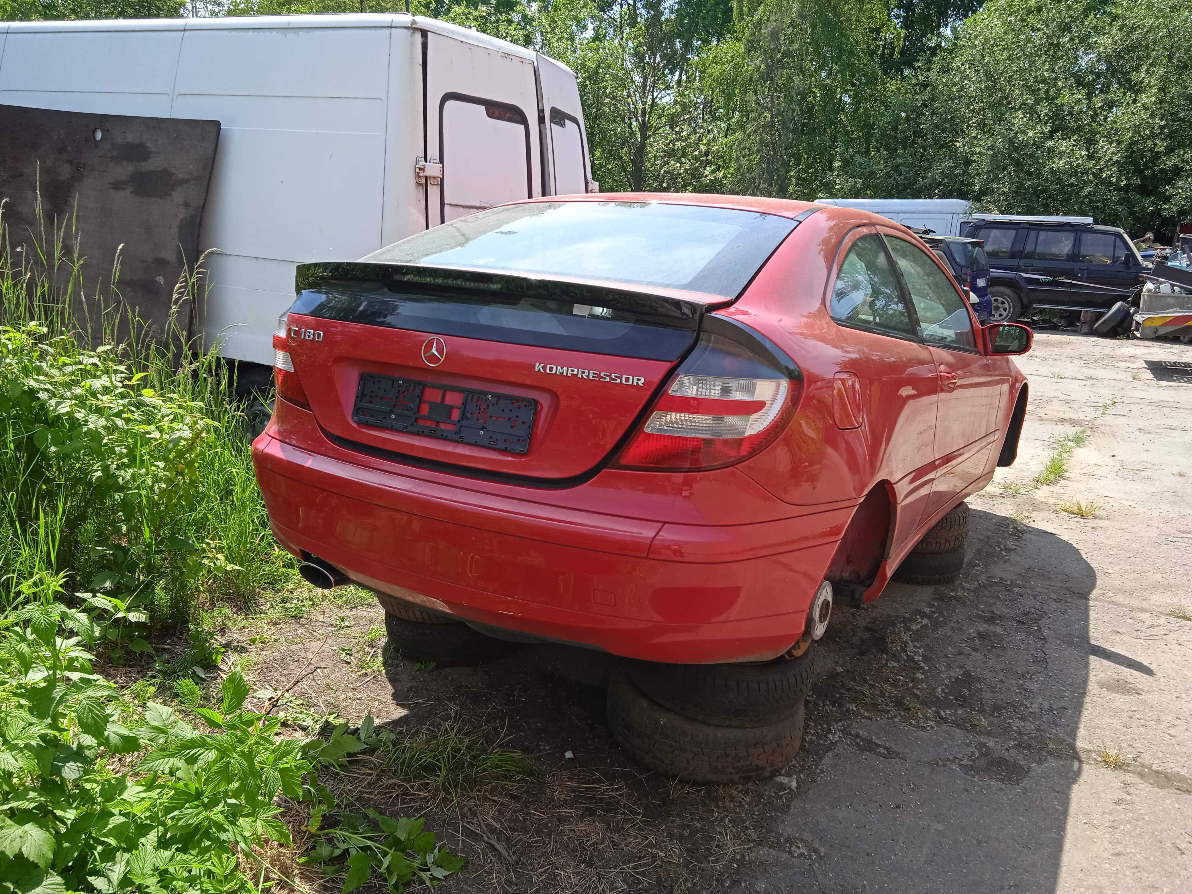 Mercedes W 203 coupe zderzak tył