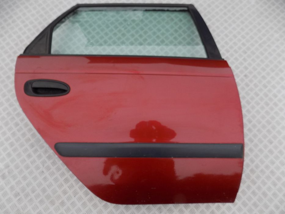 drzwi prawe tylne 3N8 TOYOTA AVENSIS T22 lift kombi 00-03 stan BD
