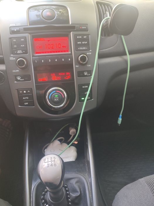 Автомобіль Kia cerato 2011р.