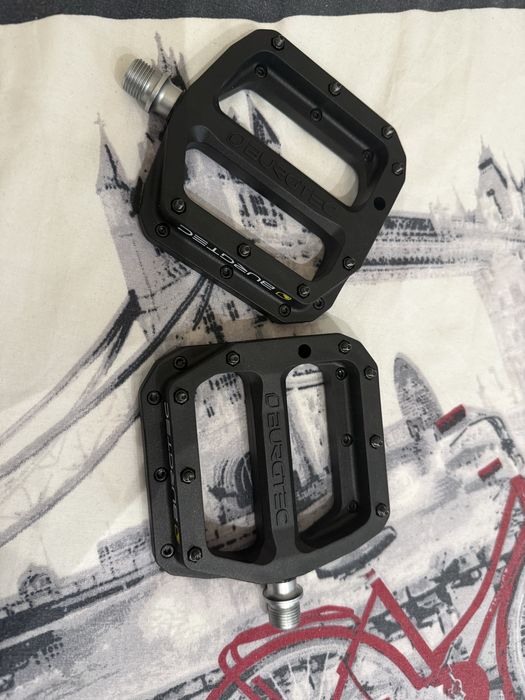 Нові педалі Burgtec mk 4 composite