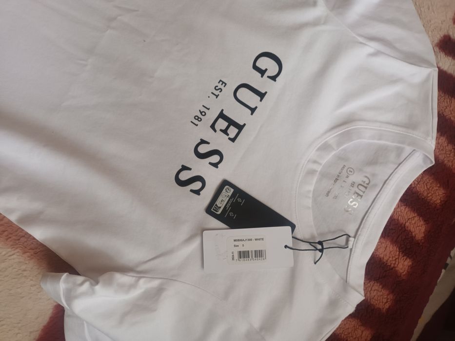 Футболка жіноча Guess