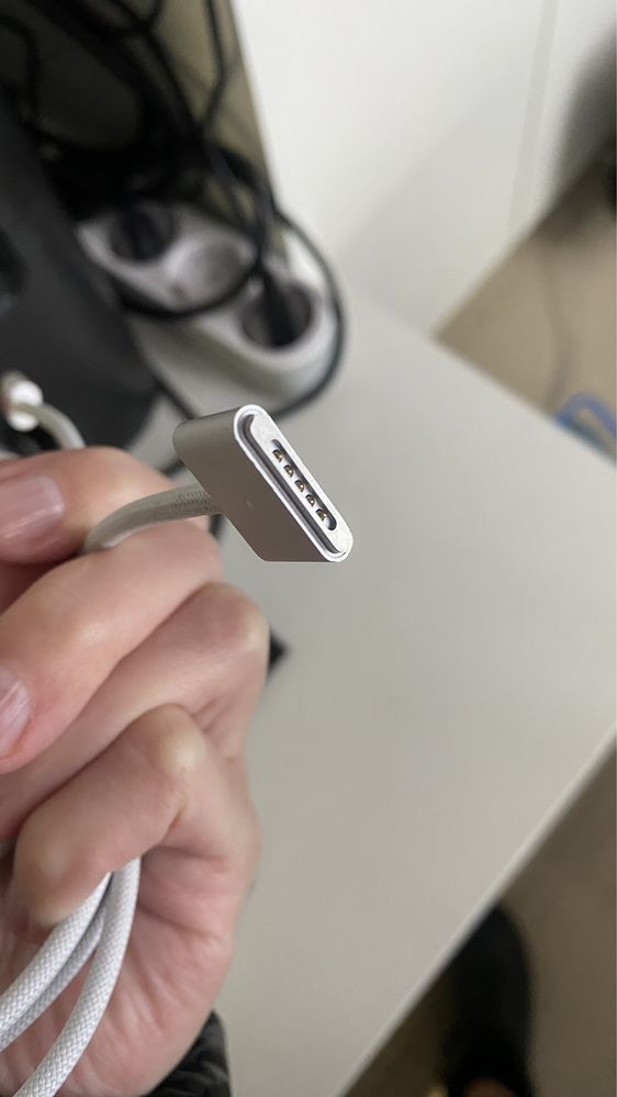 Зарядний пристрій Magsafe3 кабель Apple Macbook Pro