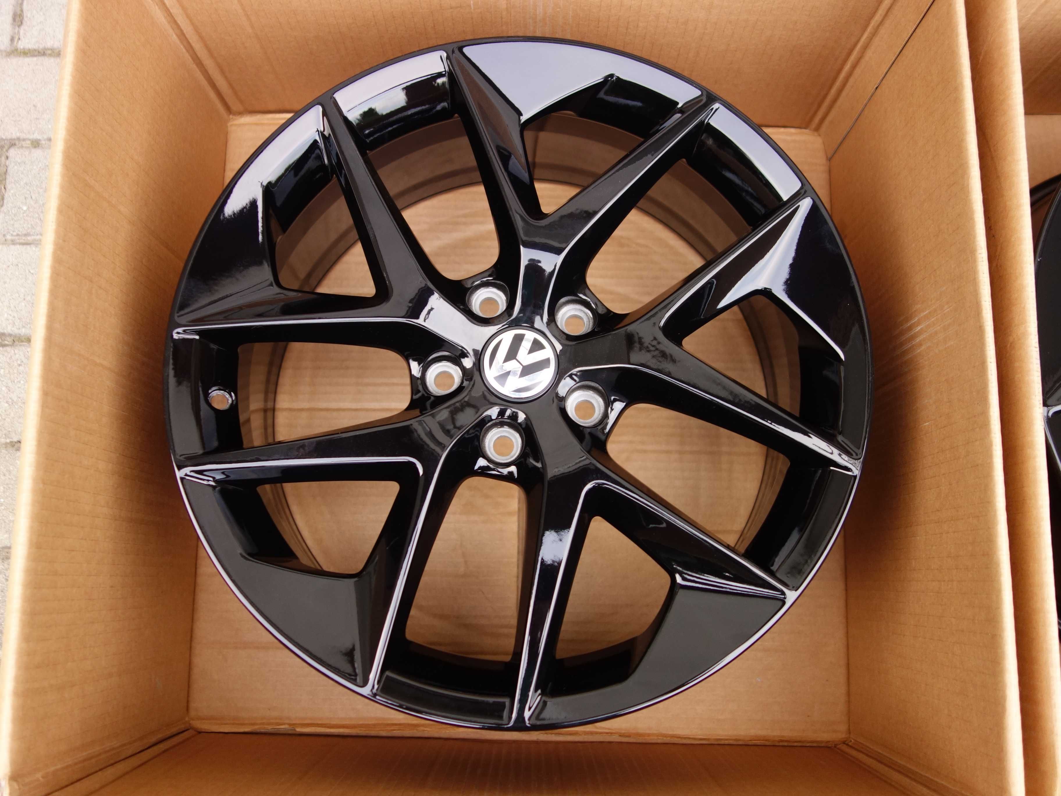 Felgi SEAT LEON FR VW GOLF Touran SKODA OCTAVIA 18'' 5X112 Oryginał