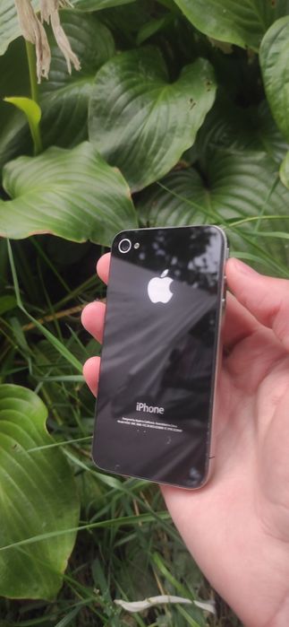 Apple iPhone 4 16gb newerlock, без iCloud