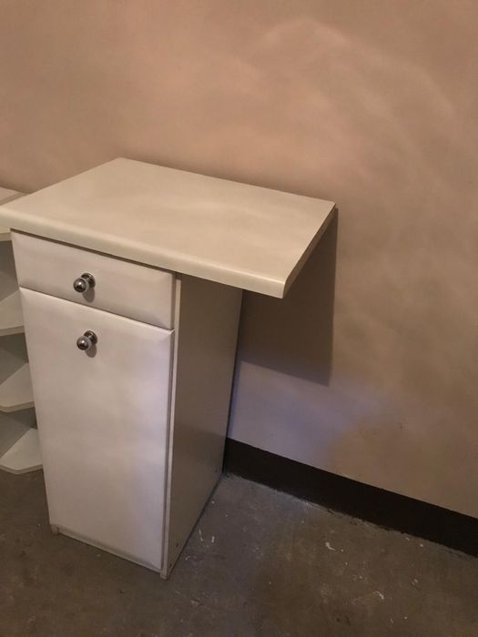 Szafka lazienowa stojaca i wiszaca