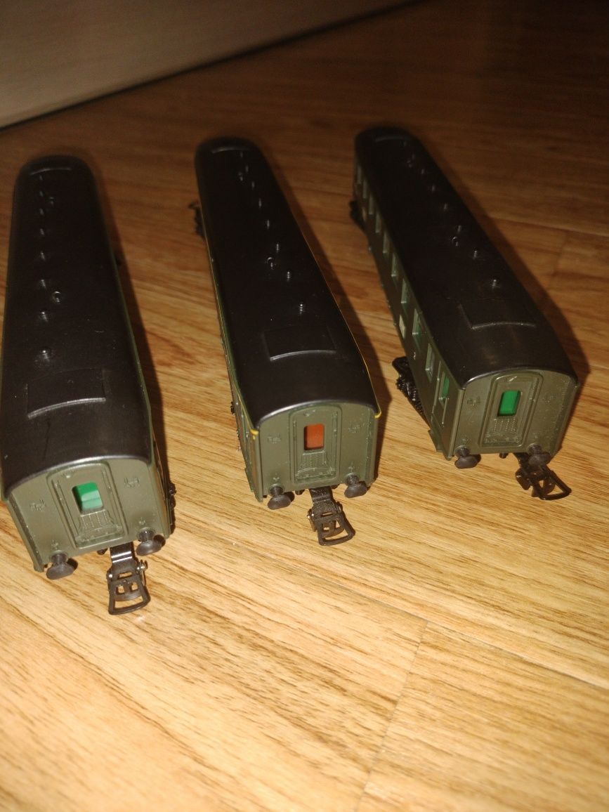 Wagony hornby meccano H0