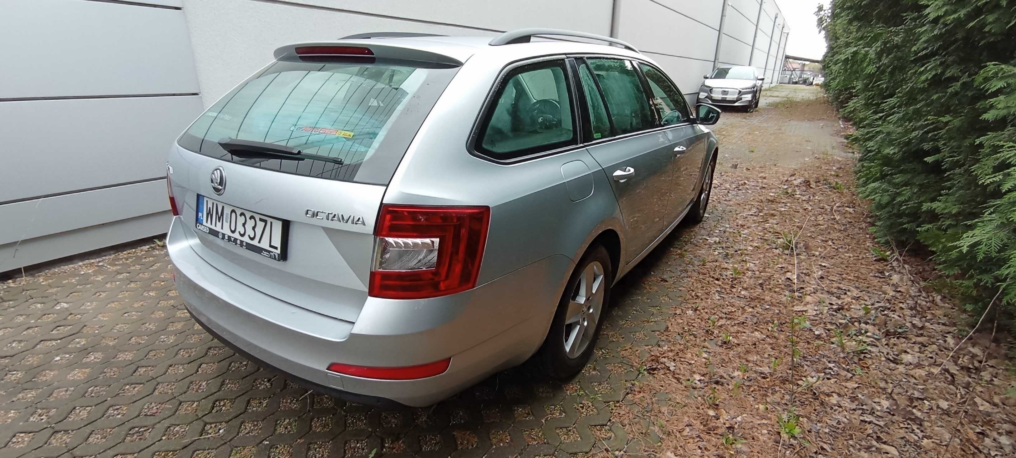 Skoda Octavia 1.6 TDI zadbana,2 kpl kół, lakier bdb, xenon