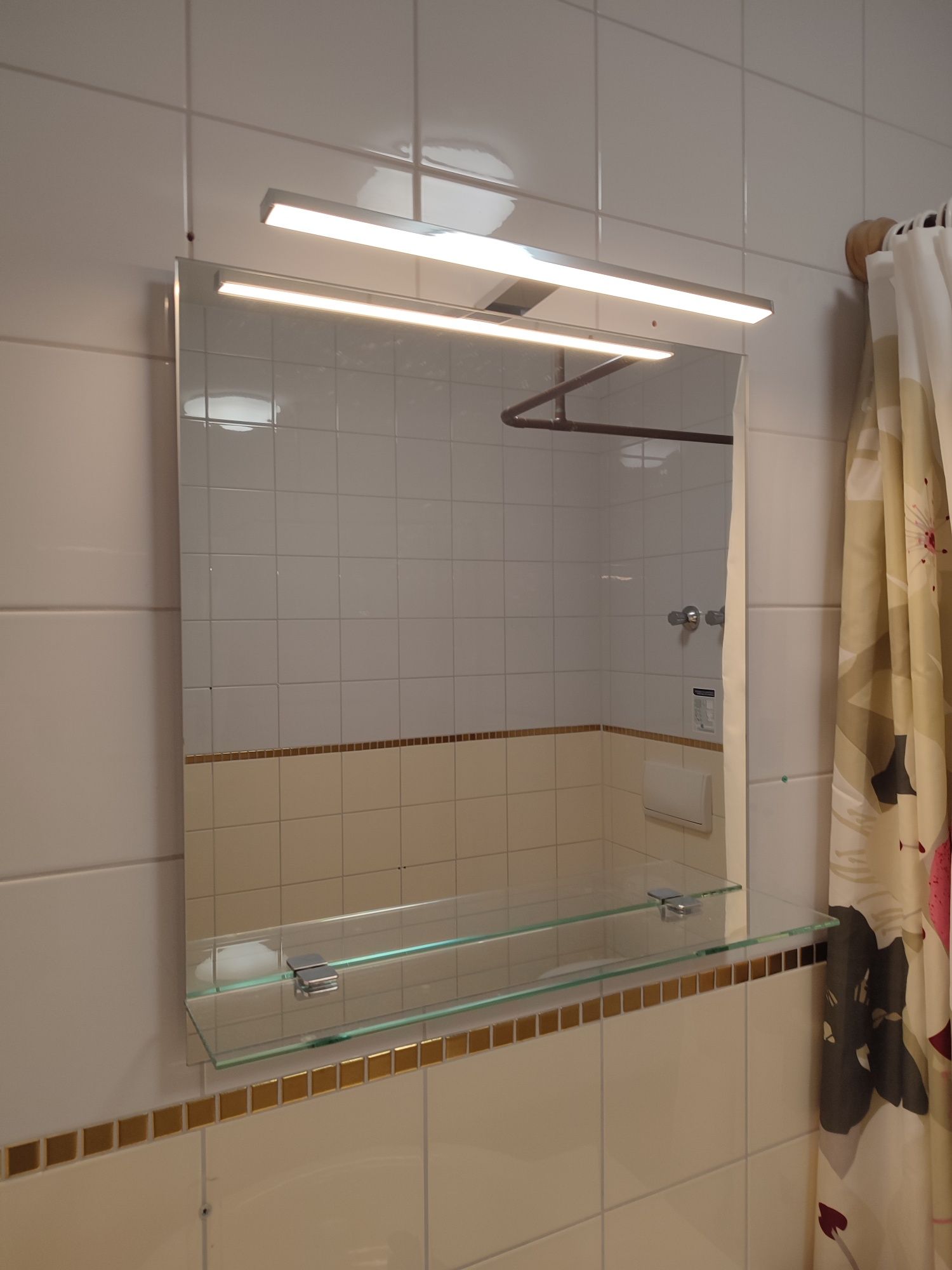 Lustro z oświetleniem LED + Półka, łazienkowe do lazienki, szafka