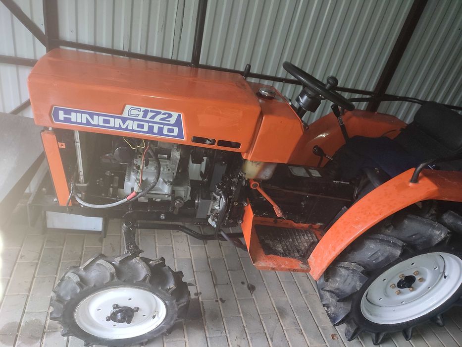 Traktorek ogrodniczy Hinomoto c172 z silnikiem diesla Kubota