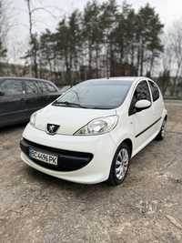 Авто Peugeot 107