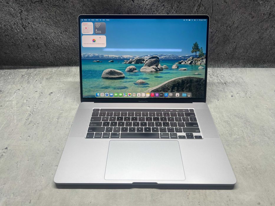 MacBook Pro / i7-9750H / 16GB DDR4 / 512SSD / Radeon Pro 5300M / 16 3K