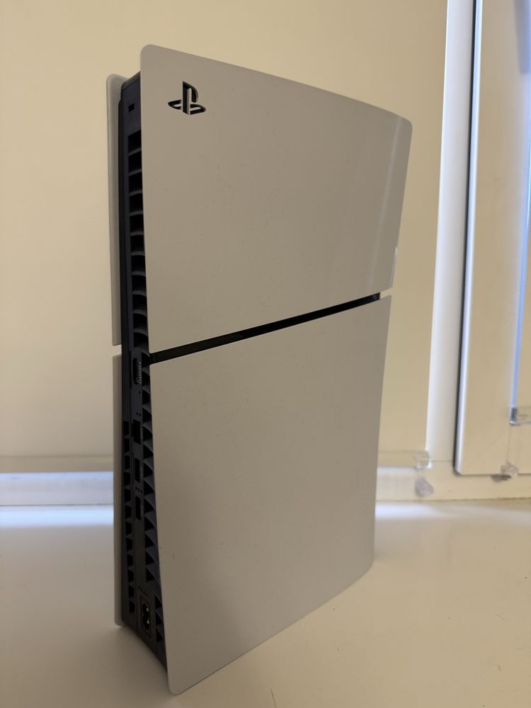 PS5 Slim Digital Edition