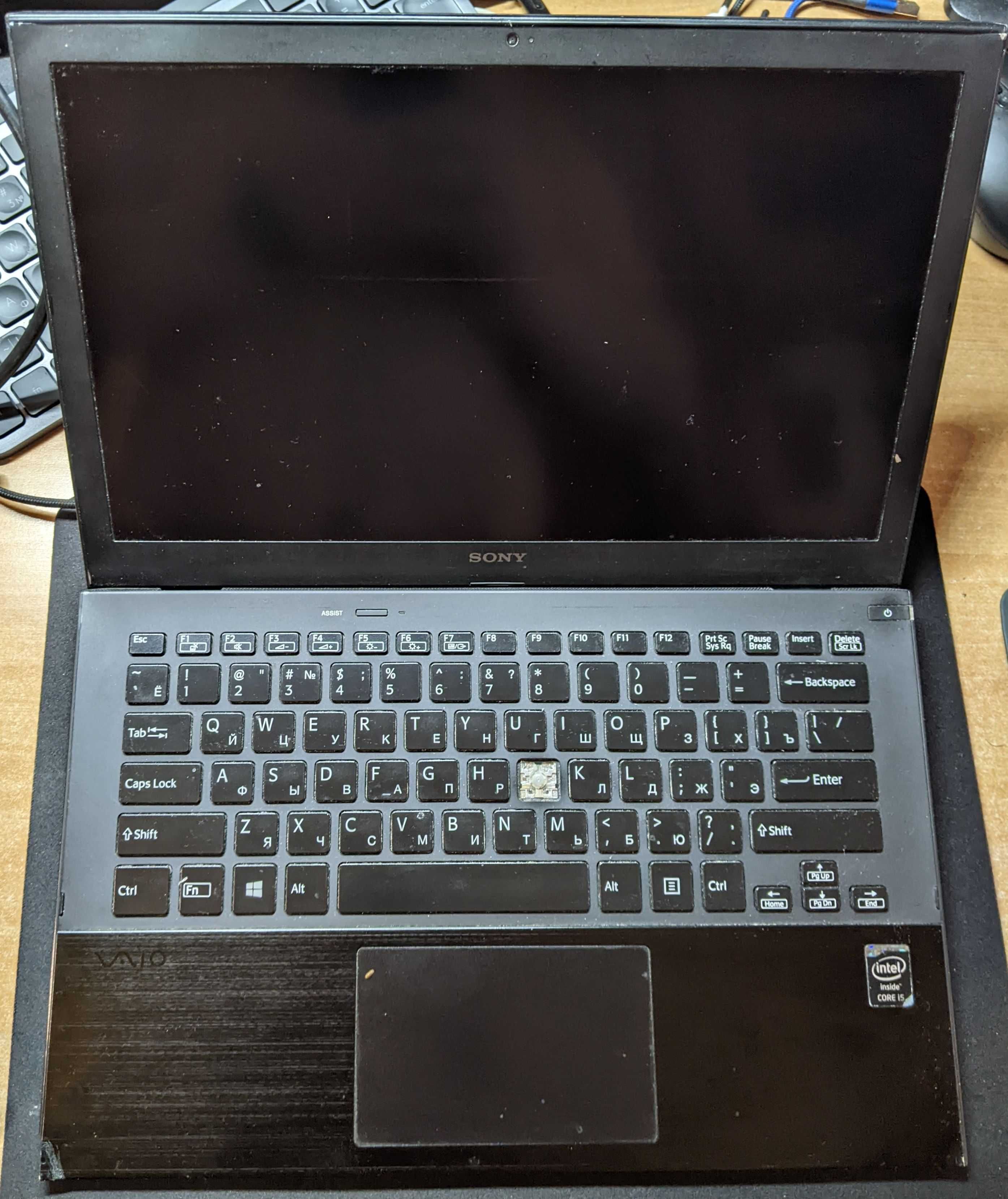 Ноутбук Sony VAIO Pro SVP1322M1R (SVP1322M1RBI.RU3) Black