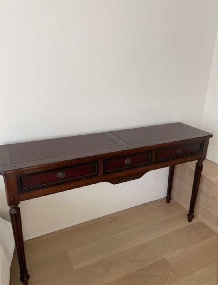 Comoda / aparador / consola