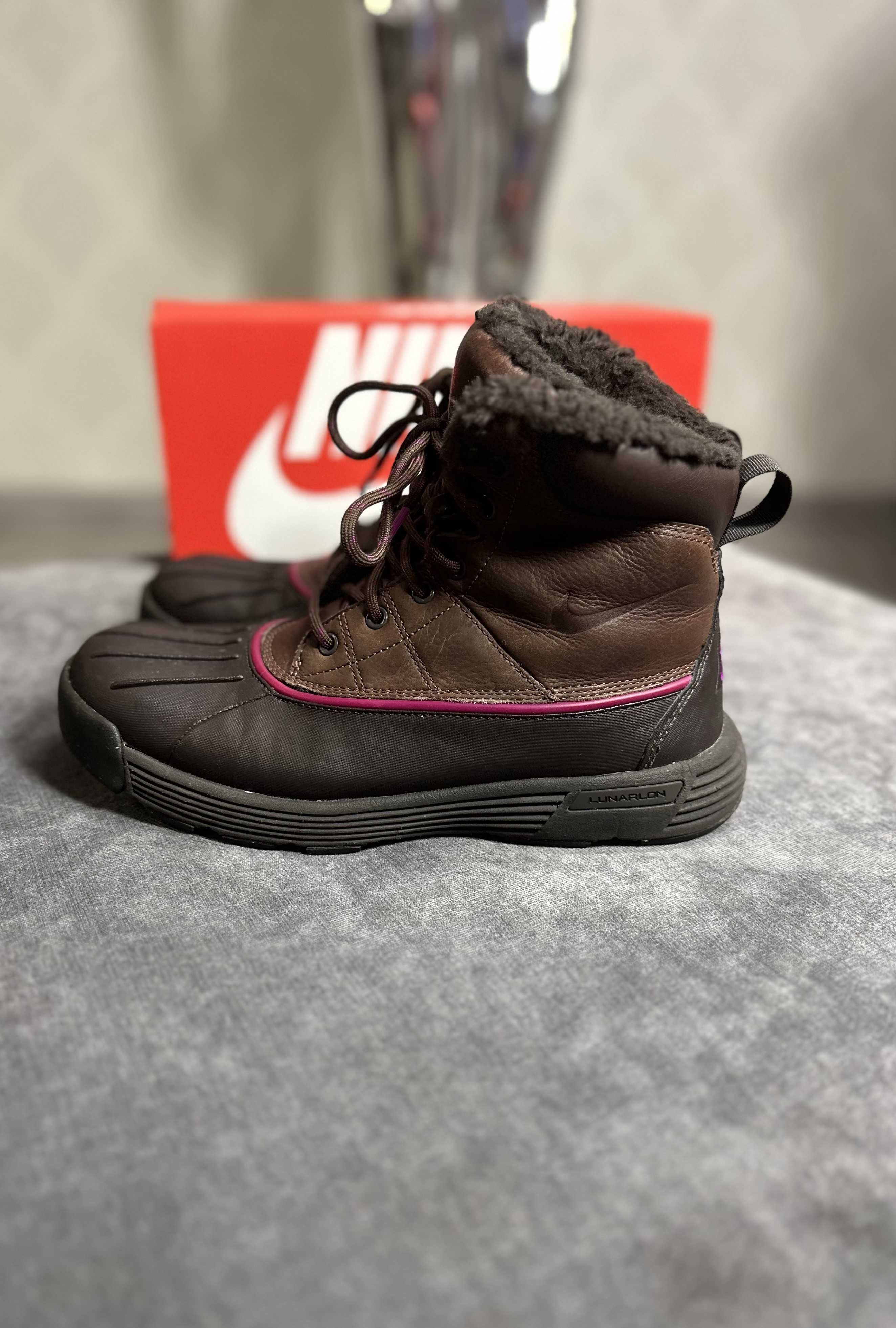 Zimowe Buty Damskie Nike rozmiar. 40