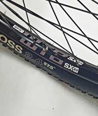 Kolo 27.5 cala WTB SX23 SHIMANO HB-MT400-B 15x110 TRAIL BOSS 2.4 cente